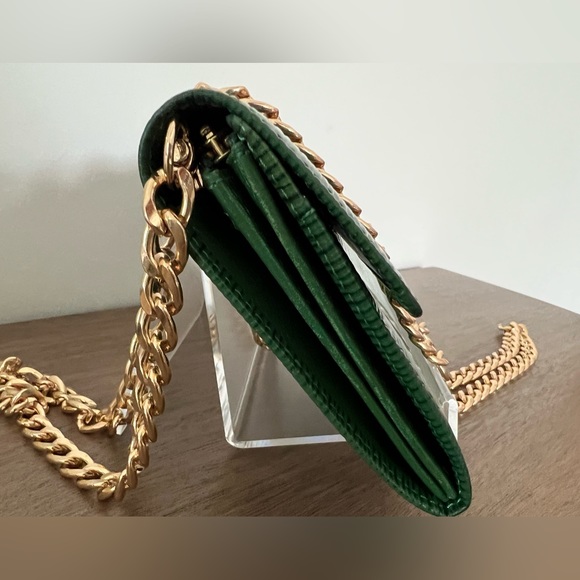 Louis Vuitton Green Epi Leather Wallet on Chain - Picture 5 of 12
